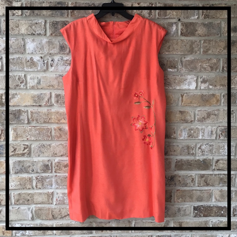 SLEEVELESS SHEATH DRESS HOT CORAL ALINE EMBROIDERY